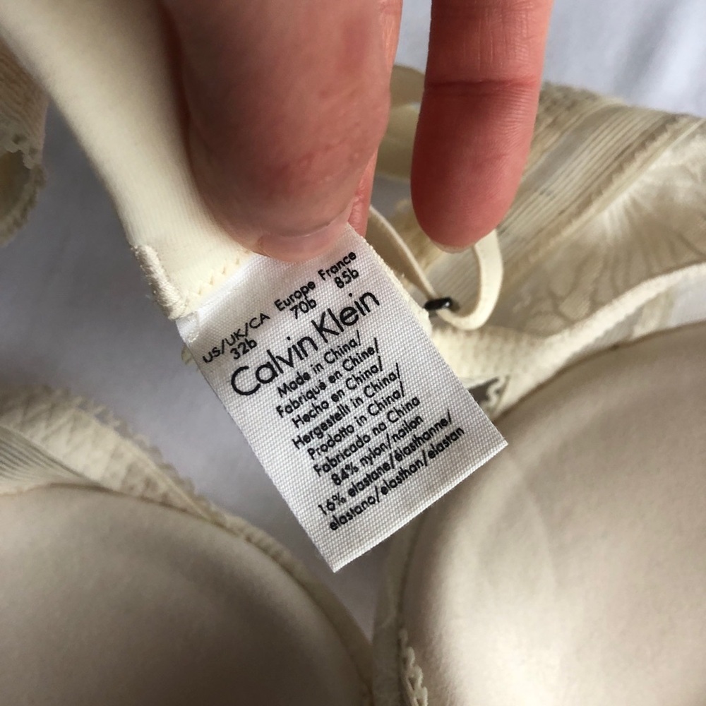Calvin Klein Push-up Bra - Picture 7 of 10
